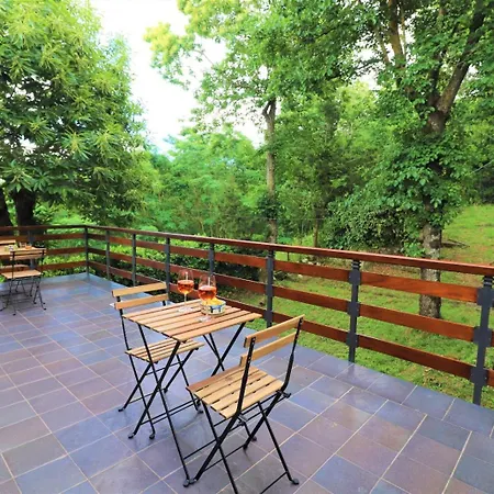 Privata Con Piscina E Biliardo Villa *