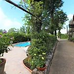 Вилла Privata Con Piscina E Biliardo *