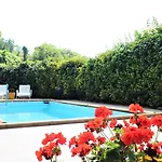 Privata Con Piscina E Biliardo Вилла *