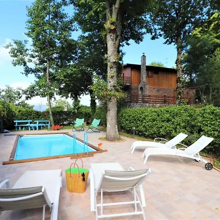 Privata Con Piscina E Biliardo 빌라